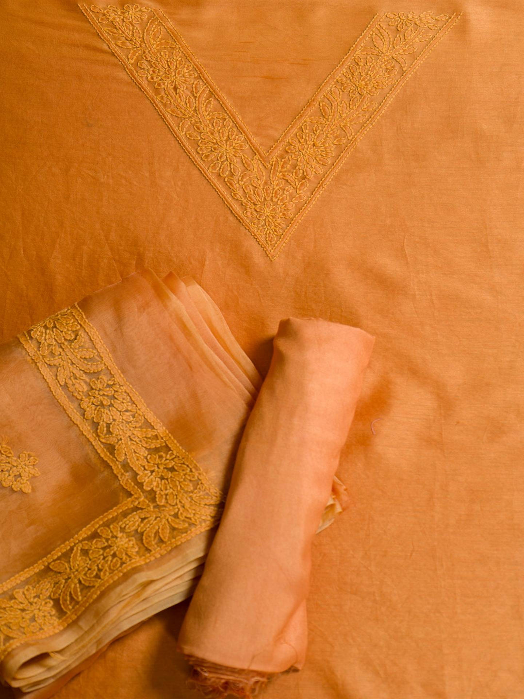 Chanderi Suit Piece With Aplic Work in