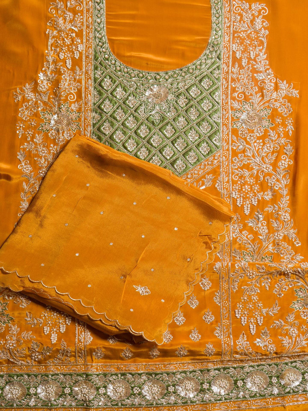 Crepe Suit Piece With Zardosi Work in